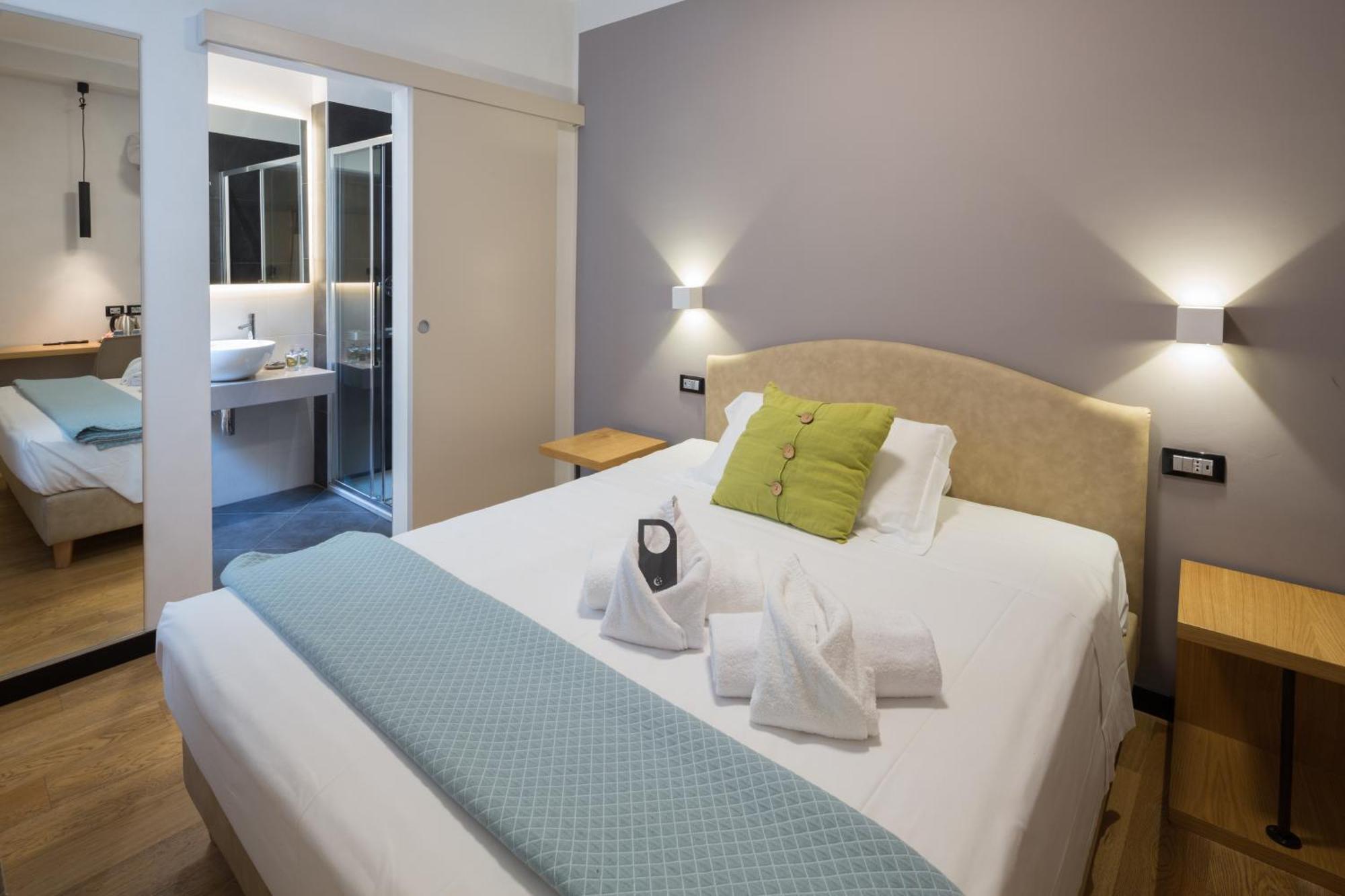 Hotel Doria Генуа Екстериор снимка